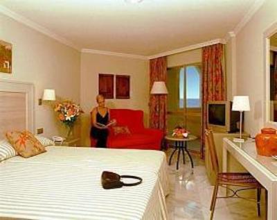 фото отеля Marinas de Nerja Aparthotel Beach & Spa
