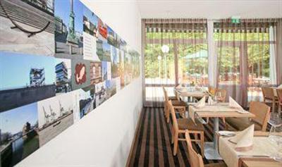 фото отеля Park Inn by Radisson Hamburg Nord