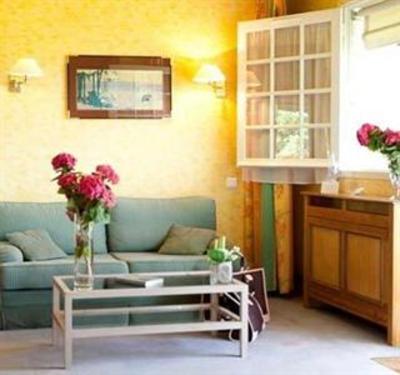 фото отеля Chateau De Marcay Hotel