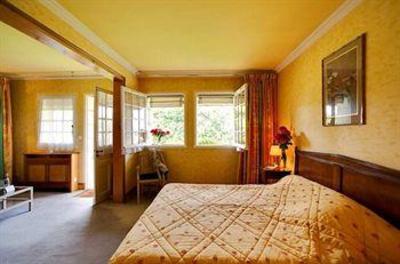 фото отеля Chateau De Marcay Hotel
