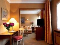 Chateau De Marcay Hotel