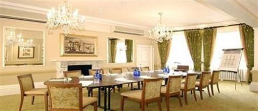 фото отеля Richmond Gate Hotel