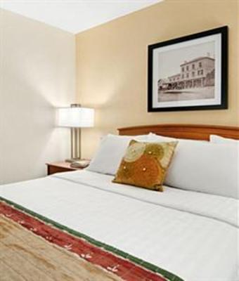 фото отеля TownePlace Suites Minneapolis-St. Paul Airport Eagan