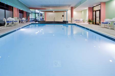 фото отеля Crowne Plaza Richmond Downtown