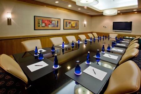 фото отеля Crowne Plaza Richmond Downtown