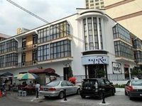 Hotel Rae