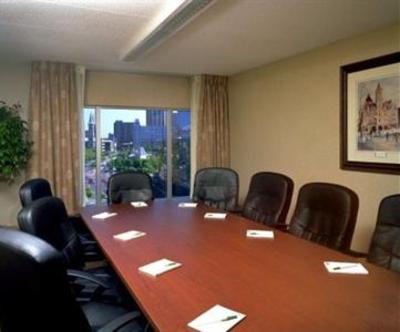 фото отеля Holiday Inn St Paul Downtown