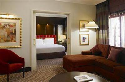 фото отеля Le Meridien Abu Dhabi