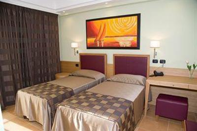 фото отеля Artemis Hotel