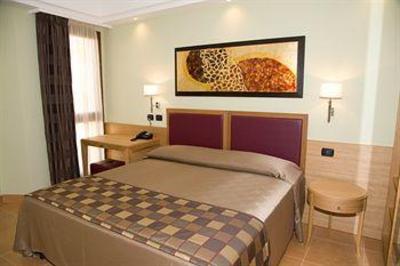 фото отеля Artemis Hotel