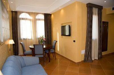 фото отеля Artemis Hotel