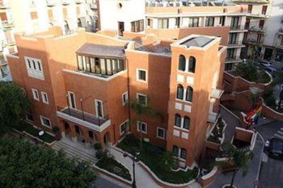 фото отеля Artemis Hotel