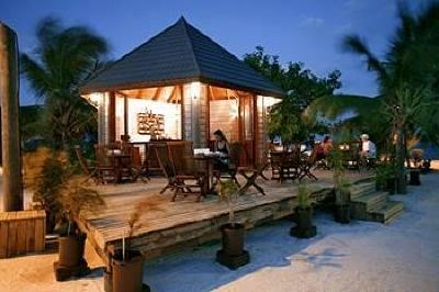 фото отеля Kuredu Island Resort & Spa