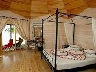 фото отеля Kuredu Island Resort & Spa