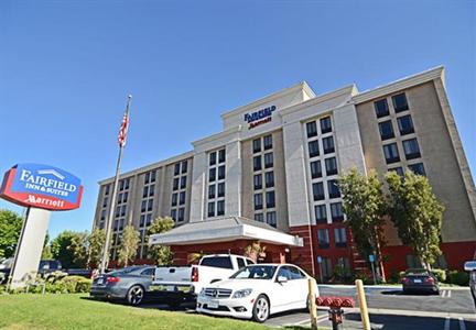 фото отеля Fairfield Inn & Suites Anaheim Buena Park/Disney North