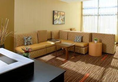 фото отеля Courtyard by Marriott Washington Meadow Lands