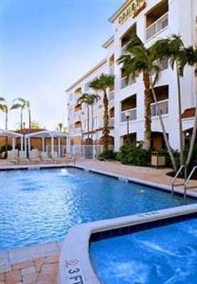 фото отеля Courtyard by Marriott Washington Meadow Lands
