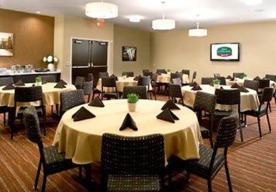 фото отеля Courtyard by Marriott Washington Meadow Lands