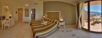 фото отеля Corallo Hotel Trinita d' Agultu