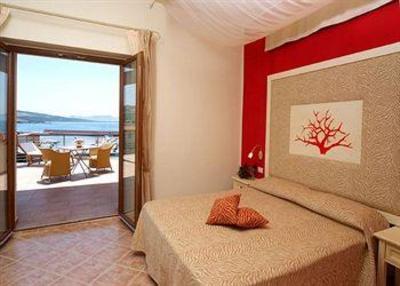 фото отеля Corallo Hotel Trinita d' Agultu