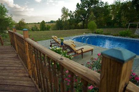 фото отеля Southern Grace Bed and Breakfast