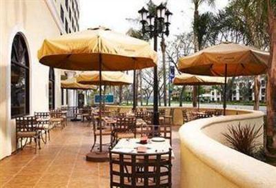 фото отеля Doubletree Suites by Hilton Hotel Anaheim Resort - Convention Center