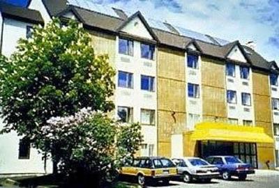 фото отеля Causeway Bay Linkletter Hotel Summerside