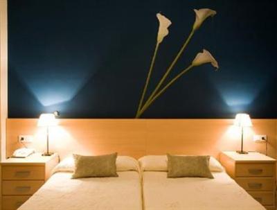 фото отеля Hotel Llansola San Carlos De La Rapita