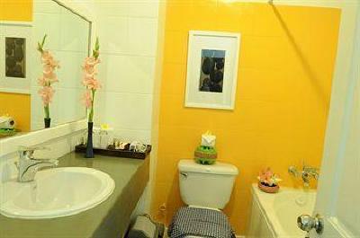 фото отеля Frangipani Villa Hotel II