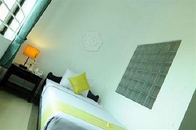 фото отеля Frangipani Villa Hotel II