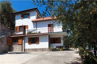 фото отеля Bed And Breakfast Sunflower Vico Equense