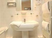 Monceau Wagram Hotel