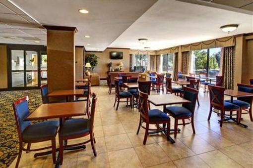 фото отеля Hampton Inn Raleigh/Cary