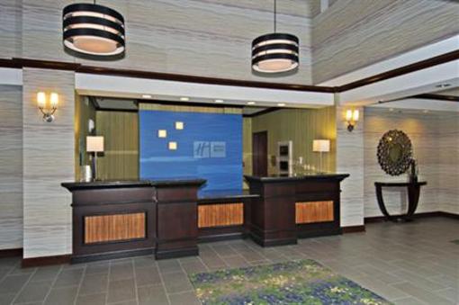 фото отеля Holiday Inn Express & Suites Morton-Peoria Area