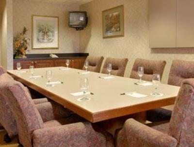 фото отеля Wingate Hotel Columbus