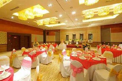фото отеля One Tagaytay Place Hotel Suites
