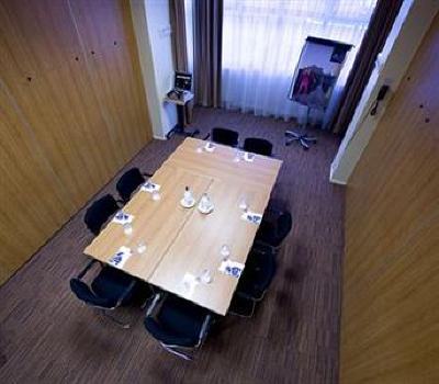фото отеля Regardz Berghotel Amersfoort
