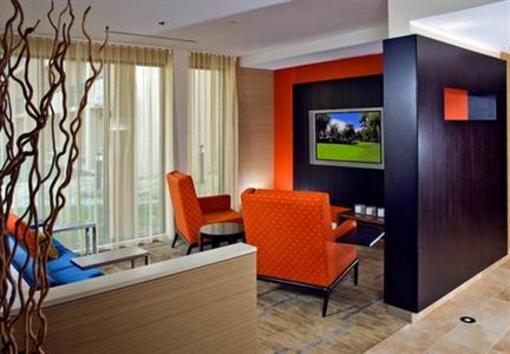 фото отеля Courtyard by Marriott Fairfax Fair Oaks