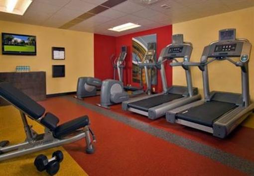фото отеля Courtyard by Marriott Fairfax Fair Oaks