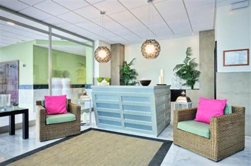 фото отеля Holiday Palace Hotel Benalmadena