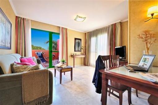 фото отеля Holiday Palace Hotel Benalmadena