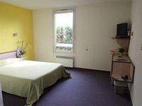 East Hotel 67