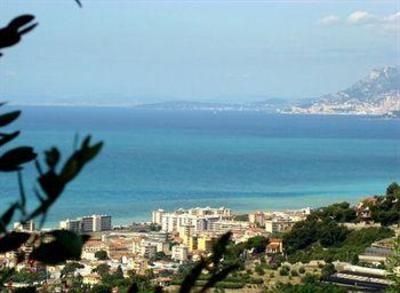 фото отеля La Finestra Sul Mare