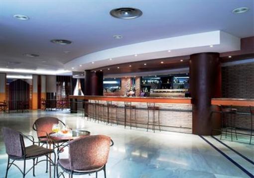 фото отеля Hotel Macia Alfaros