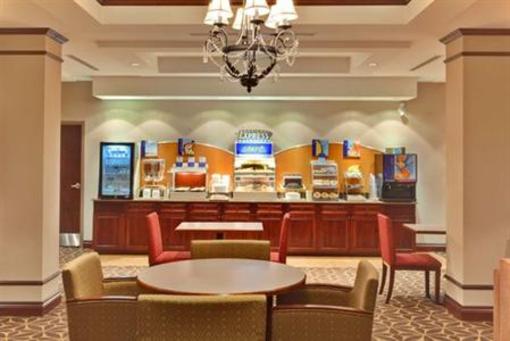 фото отеля Holiday Inn Express Hotel & Suites Brockville