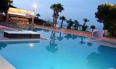 фото отеля azuLine Club Punta Arabi