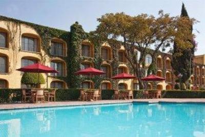 фото отеля Holiday Inn Express Queretaro
