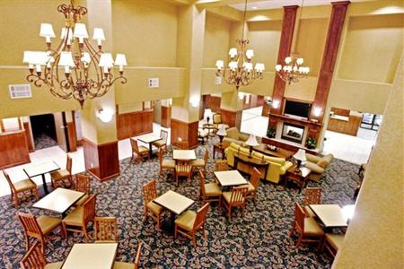 фото отеля Hampton Inn & Suites Palmdale