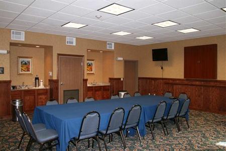фото отеля Hampton Inn & Suites Palmdale