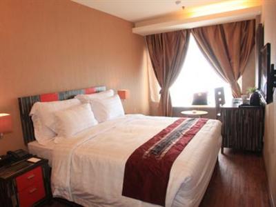 фото отеля Lion Hotel & Plaza Manado